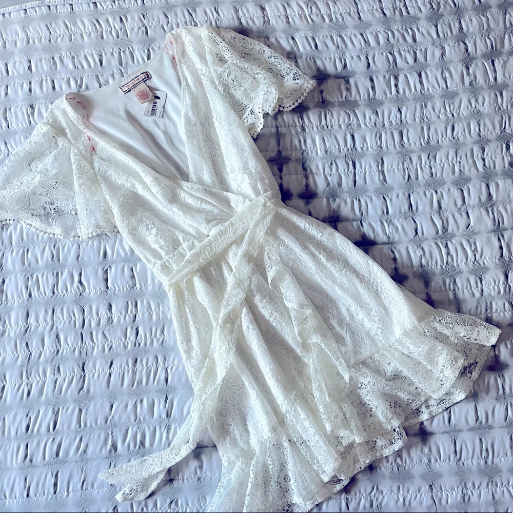 Embroidery dress